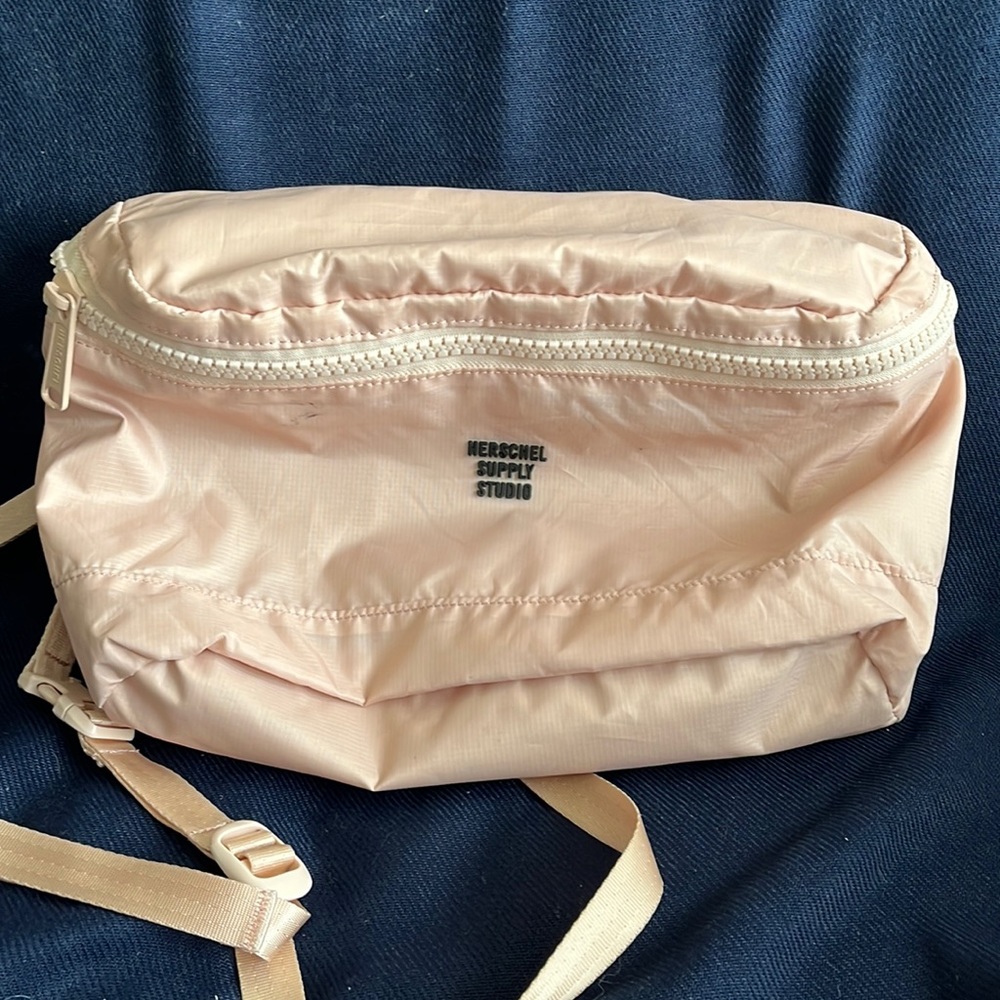 Herschel Blush Crossbody Bag Nwot